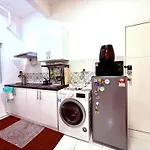 Private Room For Rent - Stay With The Host