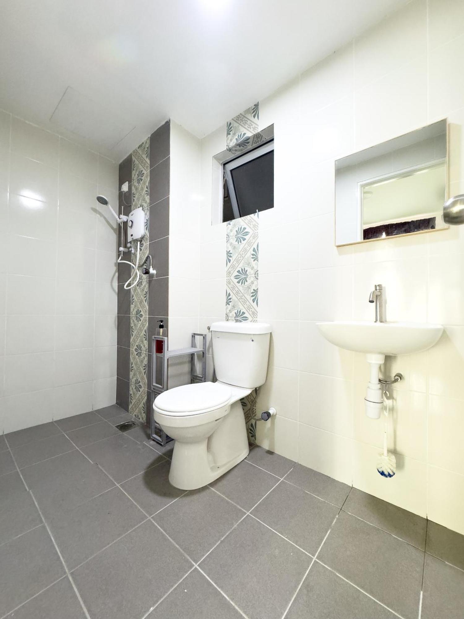 Private Room For Rent - Stay With The Host