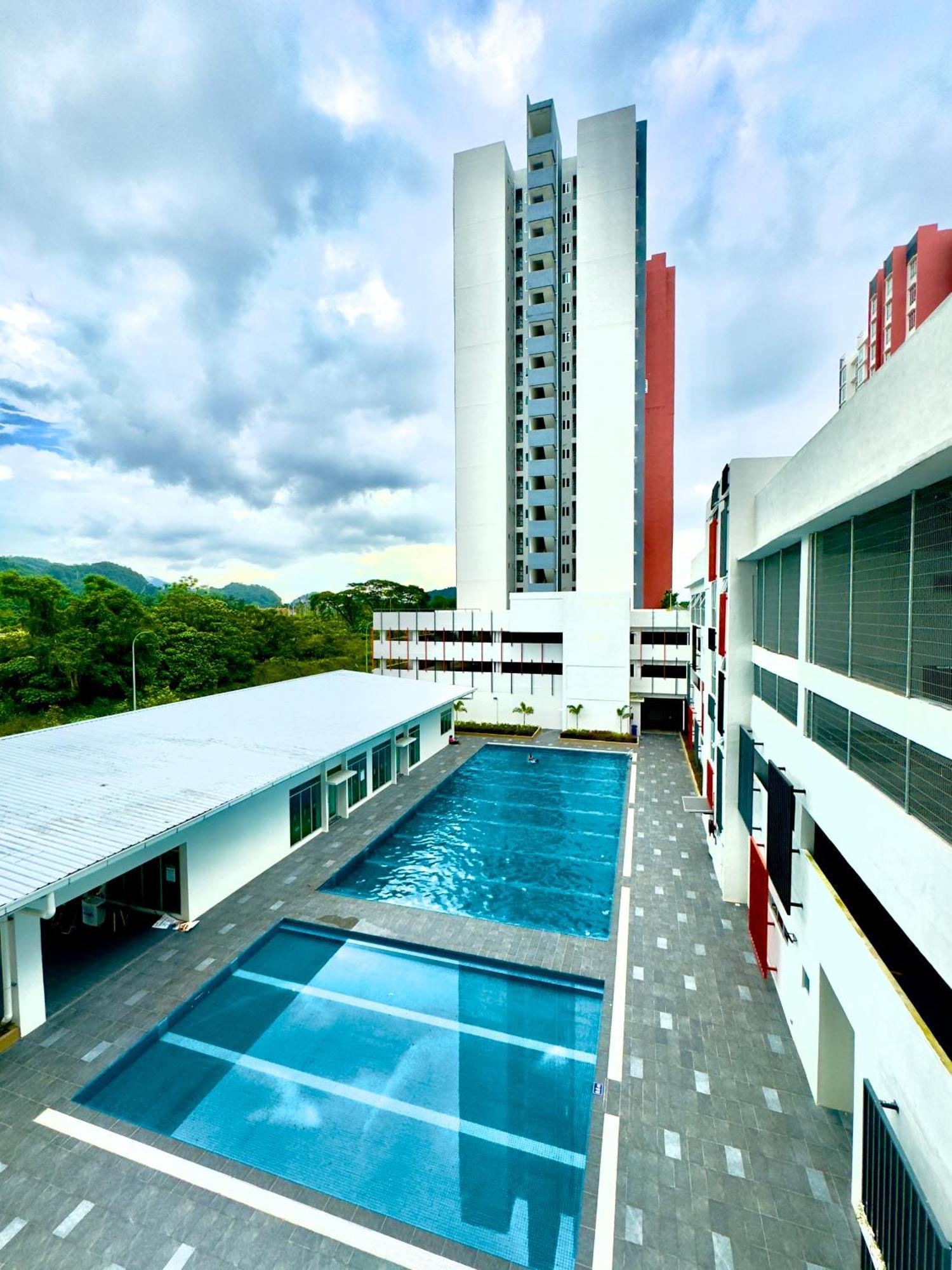 Private Room For Rent - Stay With The Host * Ipoh