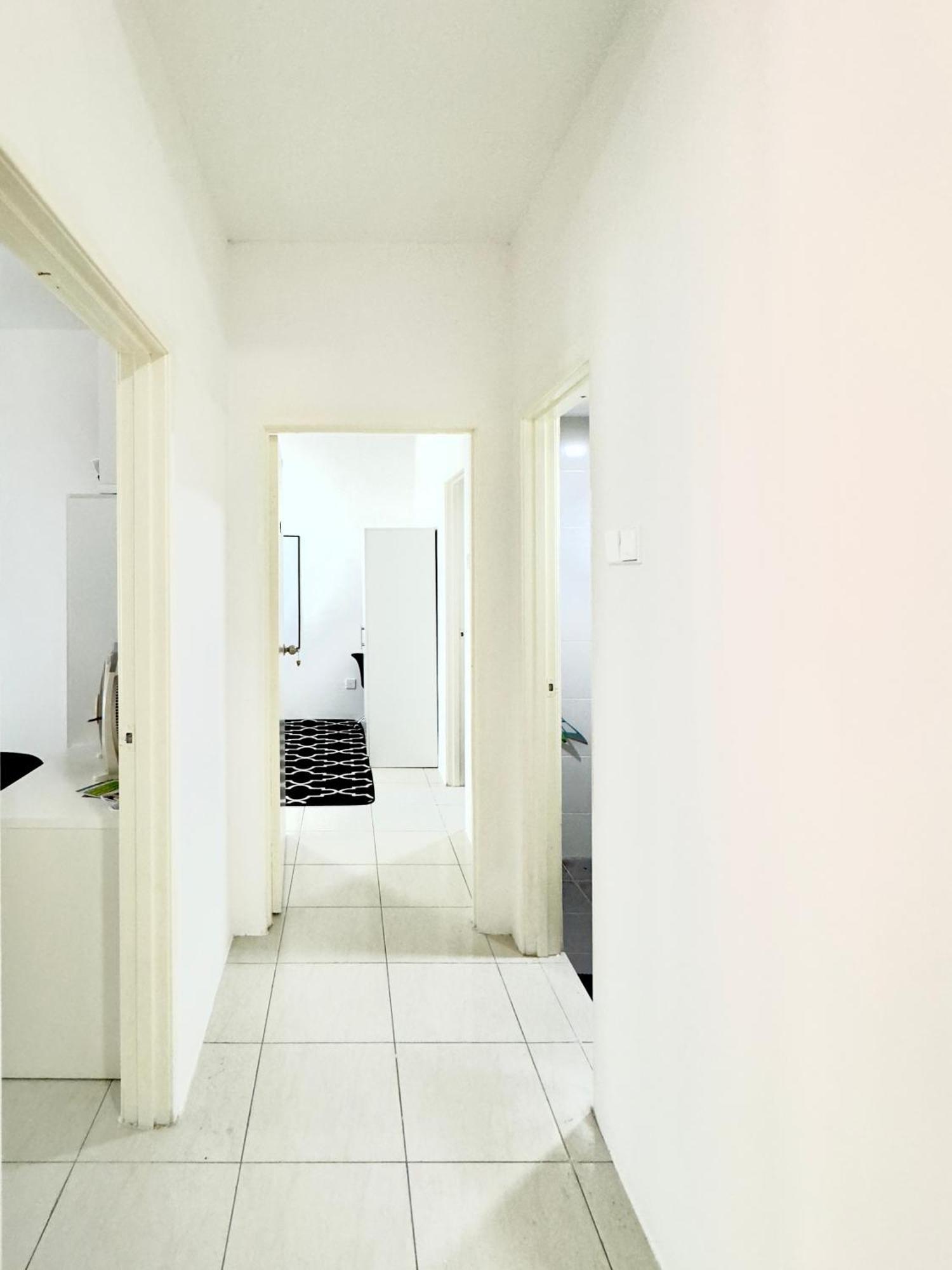 Private Room For Rent - Stay With The Host Ipoh